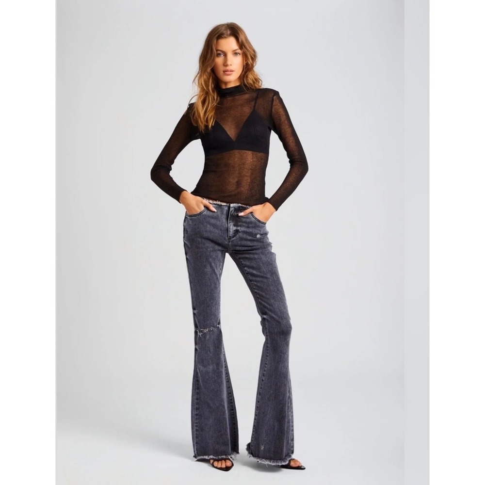 SER.O.YA Izzi Low-Rise Flare Jeans CastleRock Black Size 26 NWT
